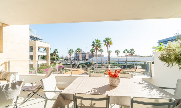 Herverkoop - Appartement / Flat -
Orihuela Costa - Playa Flamenca