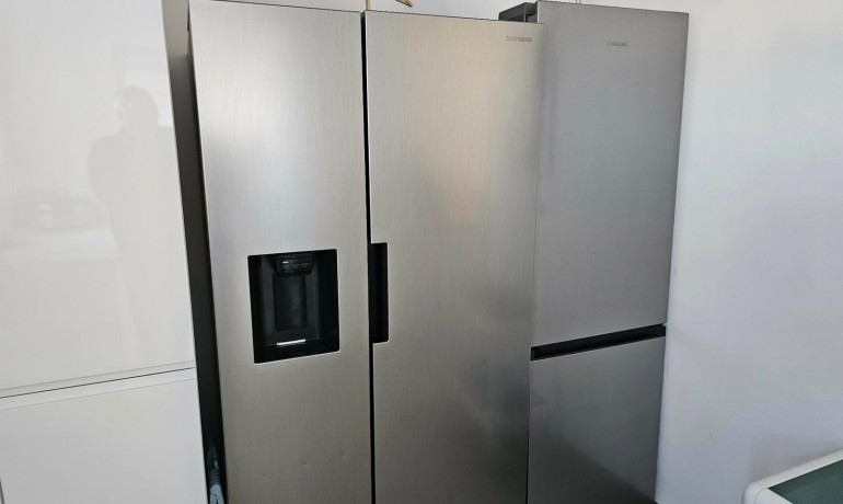 Herverkoop - Villa -
La Marina