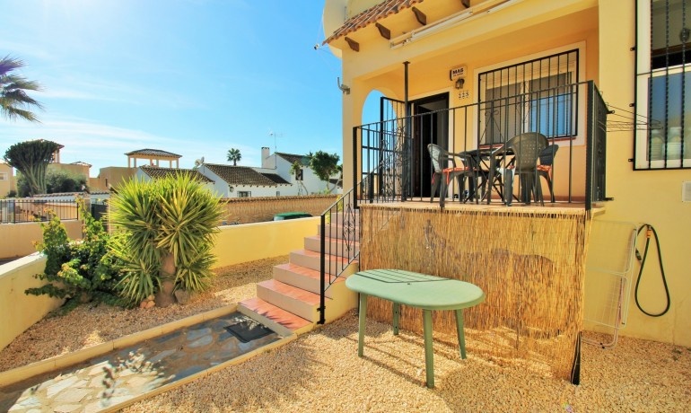 Venta - Apartamento / piso -
Villamartin