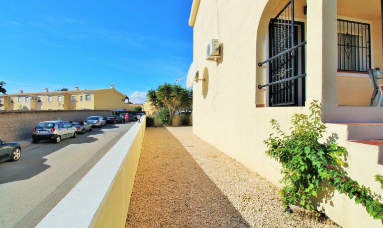 Venta - Apartamento / piso -
Villamartin