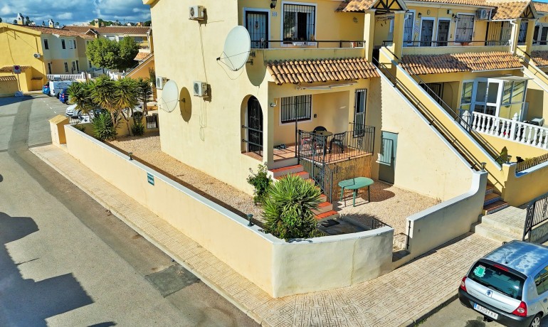 Venta - Apartamento / piso -
Villamartin