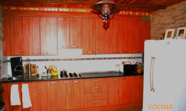 Herverkoop - Villa -
Gea Y Truyols