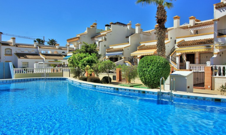 Herverkoop - Huis -
Villamartin - Los Dolses