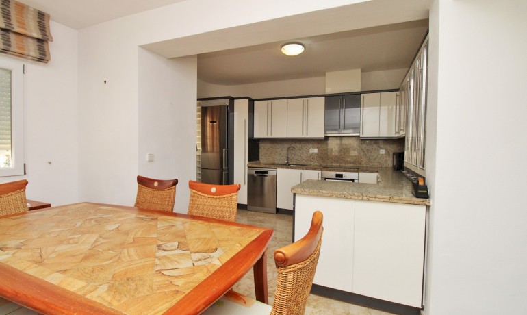 Herverkoop - Villa -
Las Ramblas