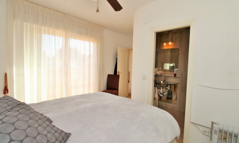 Herverkoop - Villa -
Las Ramblas