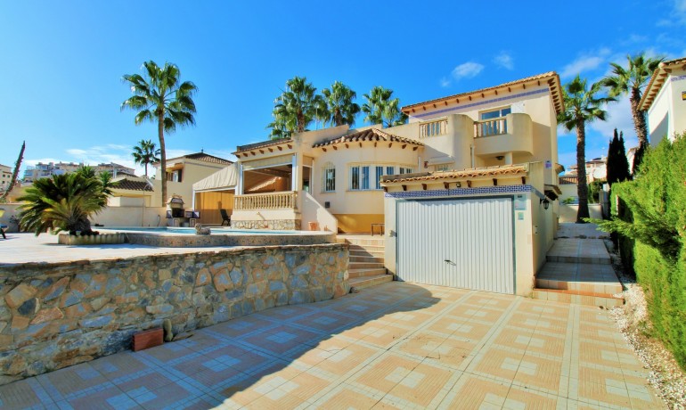 Herverkoop - Villa -
Las Ramblas