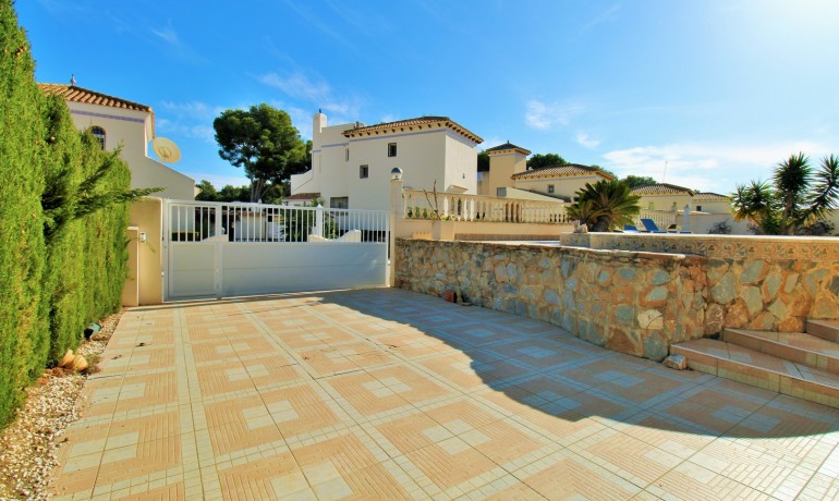 Herverkoop - Villa -
Las Ramblas