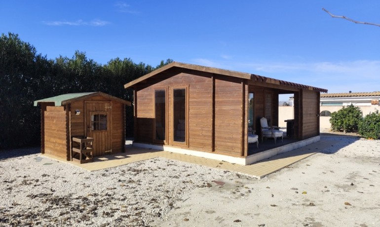 Herverkoop - Villa -
El Mudamiento