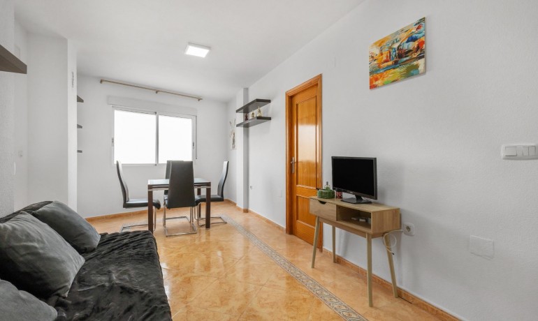 Herverkoop - Appartement / Flat -
Torrevieja* - Playa del cura