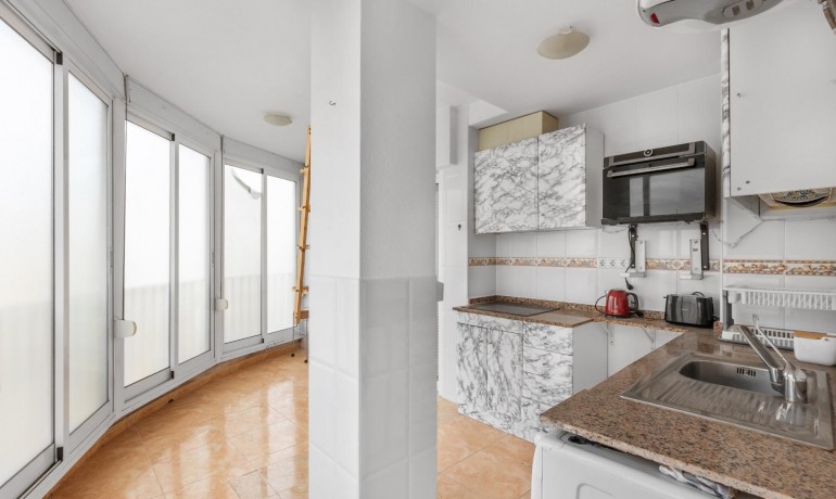 Herverkoop - Appartement / Flat -
Torrevieja* - Playa del cura