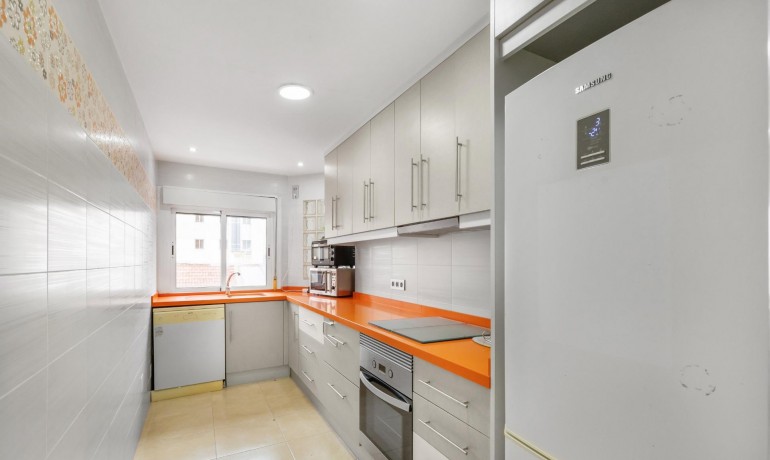 Venta - Apartamento / piso -
Torrevieja - torrevieja