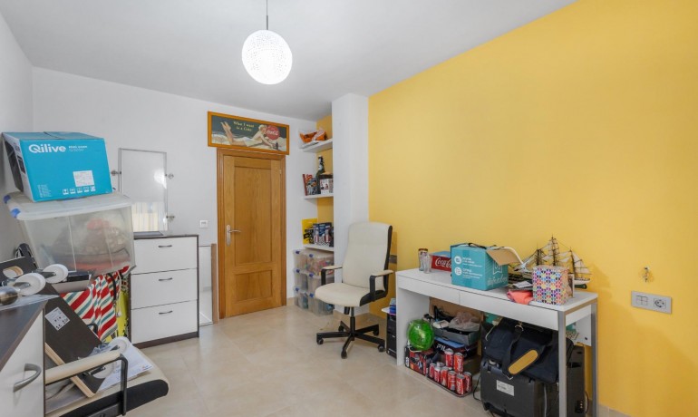 Venta - Apartamento / piso -
Torrevieja - torrevieja