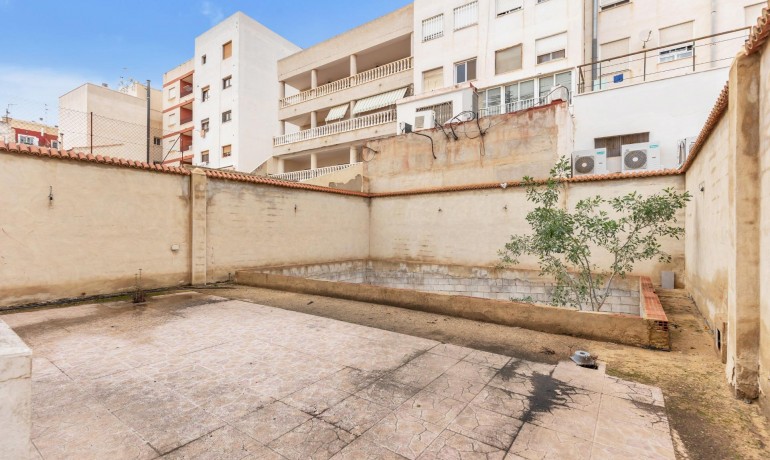 Venta - Apartamento / piso -
Torrevieja - torrevieja