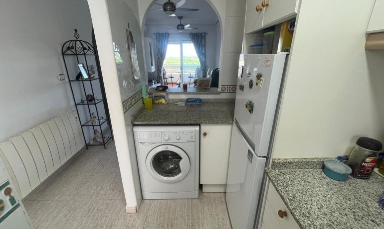Venta - Apartamento / piso -
Almoradi