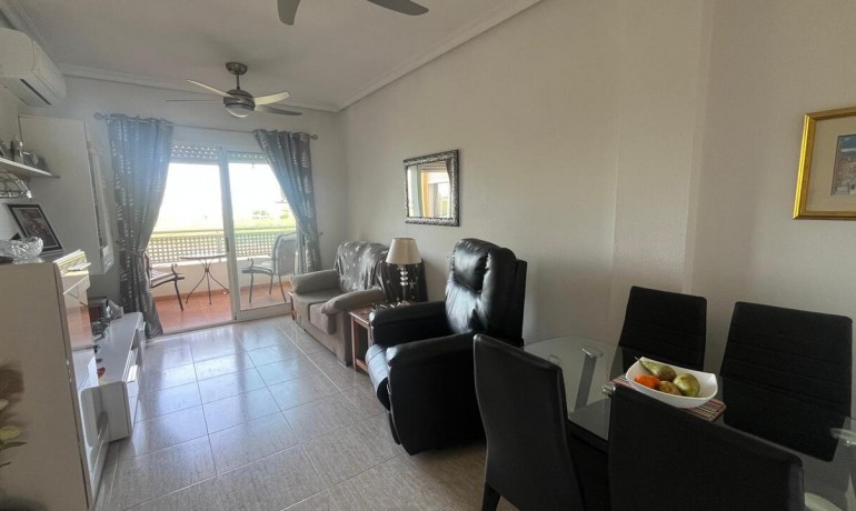Venta - Apartamento / piso -
Almoradi