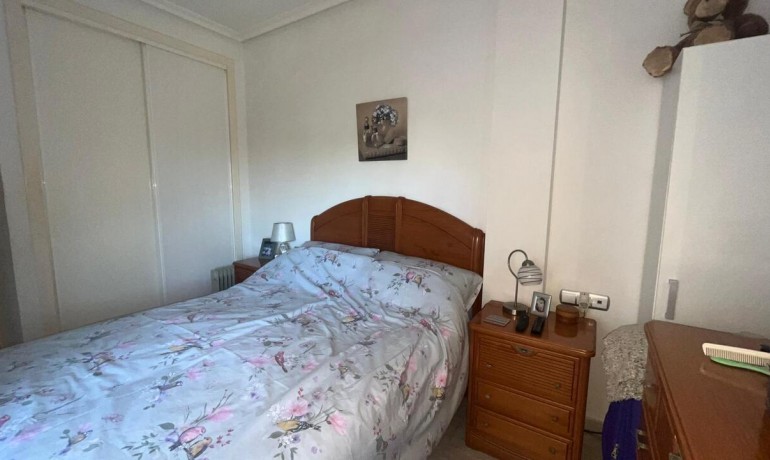 Venta - Apartamento / piso -
Almoradi