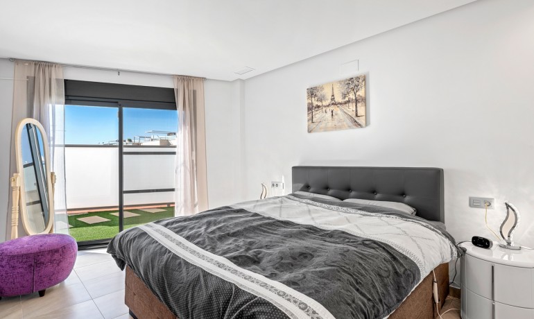 Herverkoop - Villa -
Los Alcázares* - Euro Roda