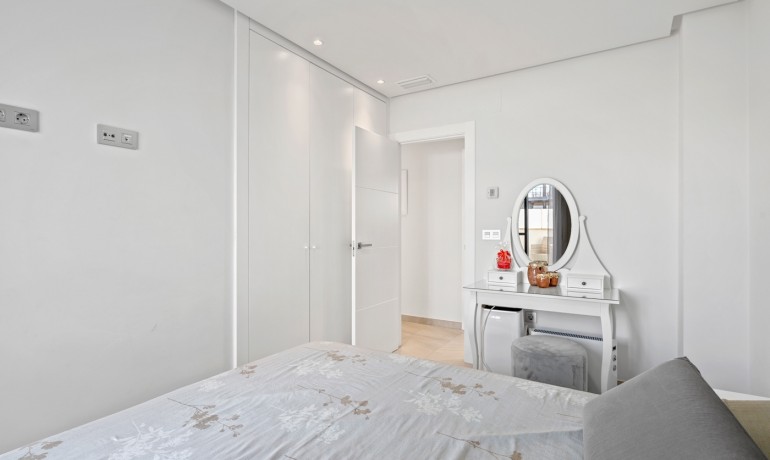 Herverkoop - Villa -
Los Alcázares* - Euro Roda