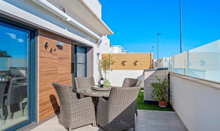 Herverkoop - Villa -
Los Alcázares* - Euro Roda