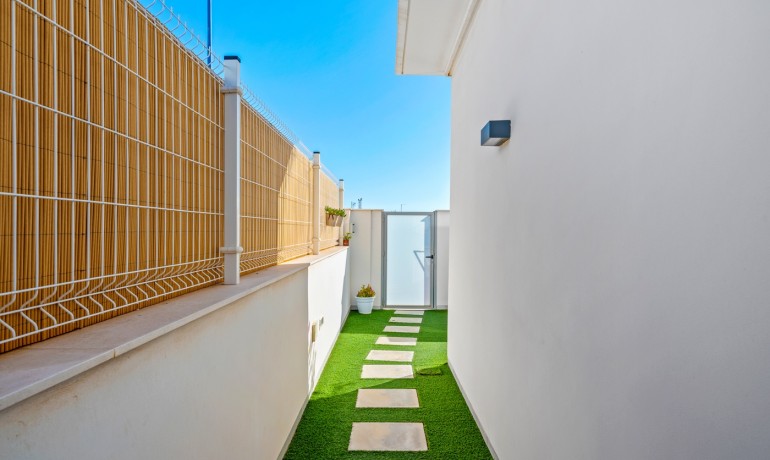 Herverkoop - Villa -
Los Alcázares* - Euro Roda