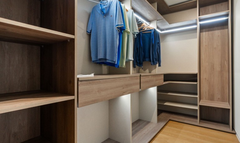 Venta - Apartamento / piso -
Torrevieja