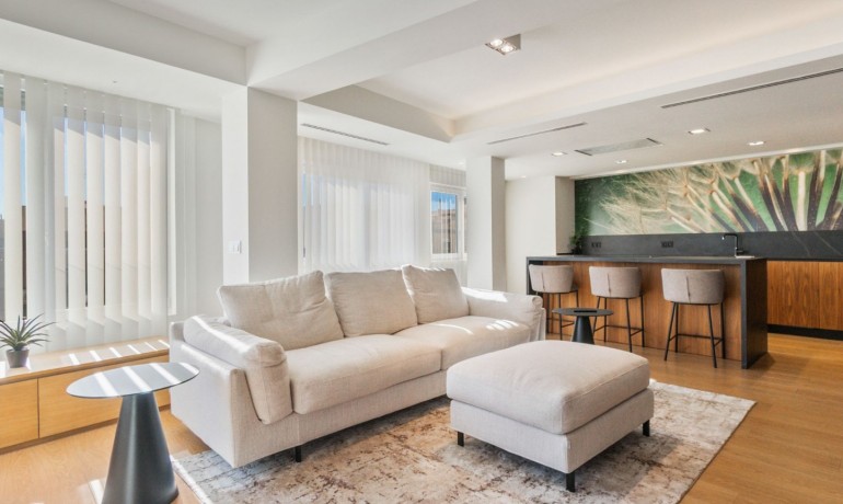 Venta - Apartamento / piso -
Torrevieja