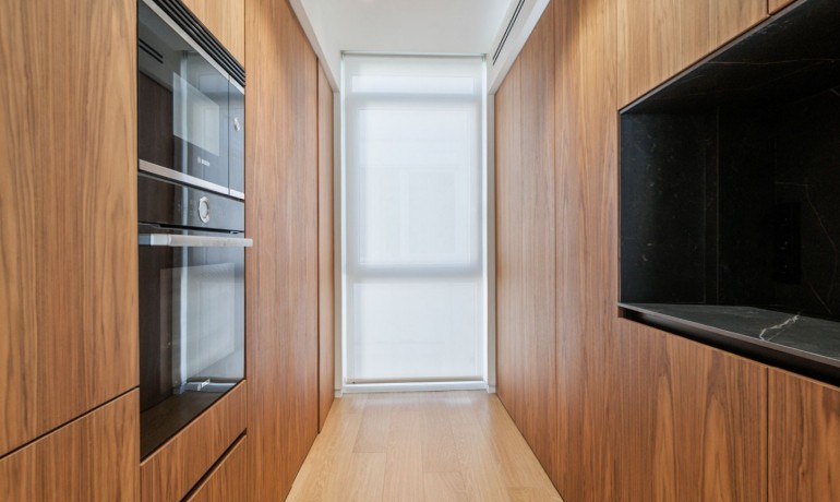 Venta - Apartamento / piso -
Torrevieja