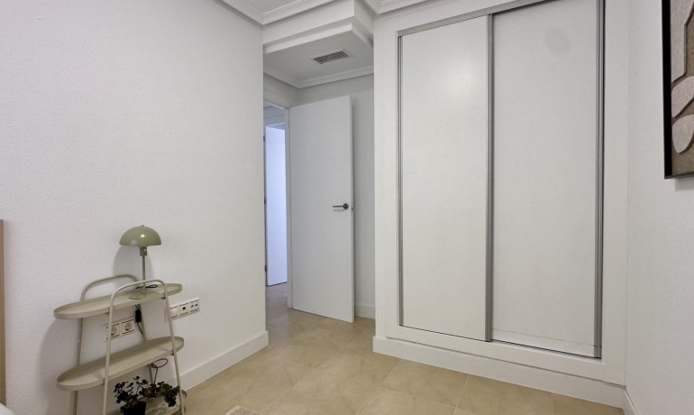 Herverkoop - Appartement / Flat -
Torrevieja*