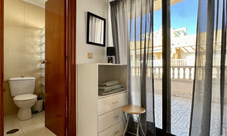 Herverkoop - Appartement / Flat -
Torrevieja*