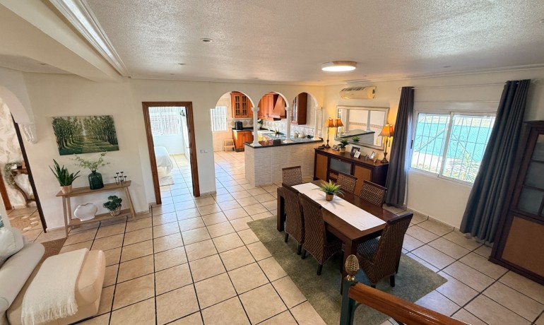 Herverkoop - Villa -
Hondon de los frailes - Hondon de los Frailes*