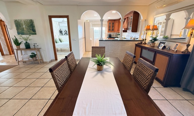 Herverkoop - Villa -
Hondon de los frailes - Hondon de los Frailes*