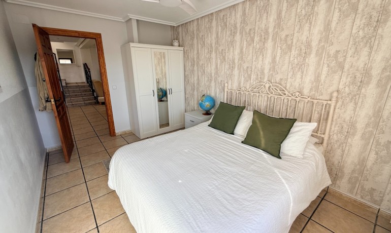 Herverkoop - Villa -
Hondon de los frailes - Hondon de los Frailes*