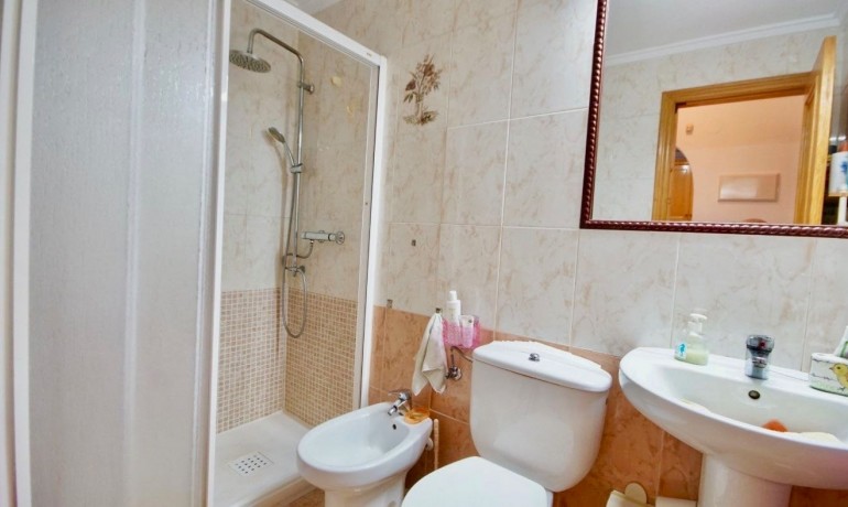 Herverkoop - Appartement / Flat -
Torrevieja* - Playa del cura