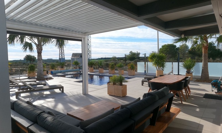 Herverkoop - Villa -
Algorfa - La Finca Golf Resort