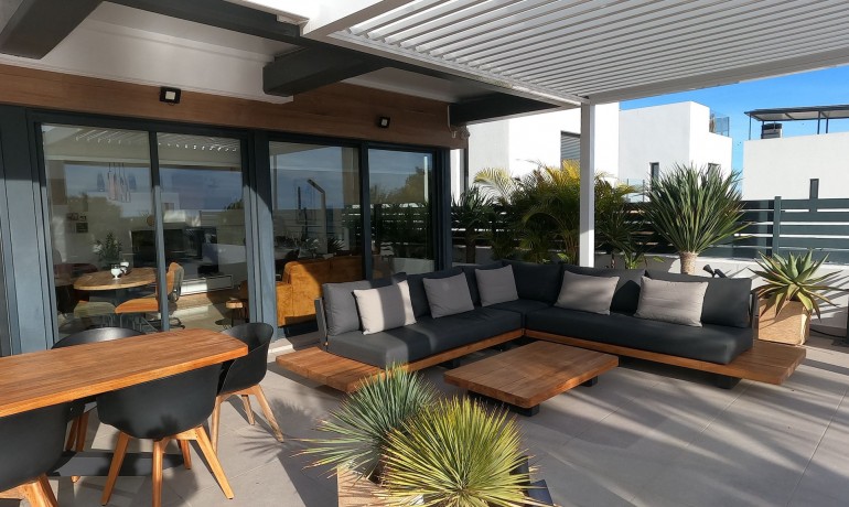 Herverkoop - Villa -
Algorfa - La Finca Golf Resort