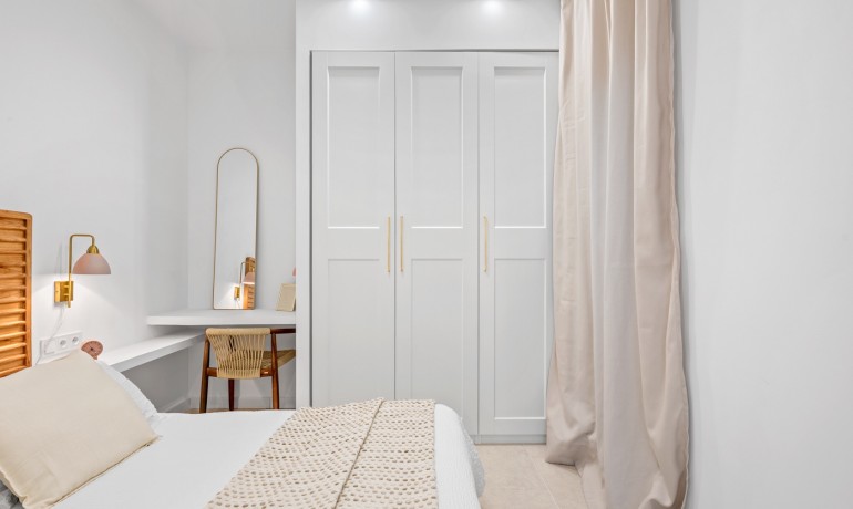 Herverkoop - Huis -
Torrevieja - El Chaparral