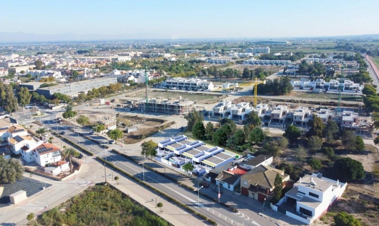 Nueva construcción  - Casa -
Dolores - Sector 3