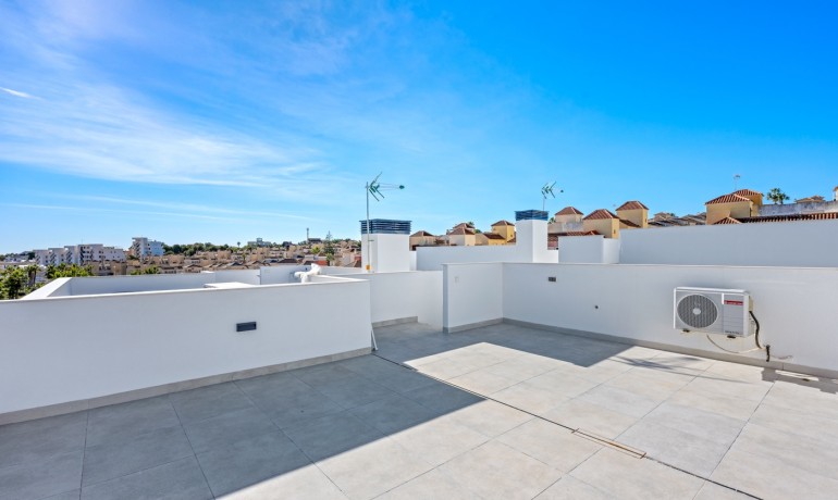 Herverkoop - Villa * -
Orihuela Costa* - Blue Lagoon*