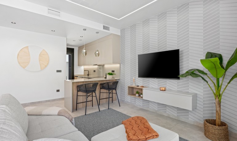 Herverkoop - Villa * -
Orihuela Costa* - Blue Lagoon*