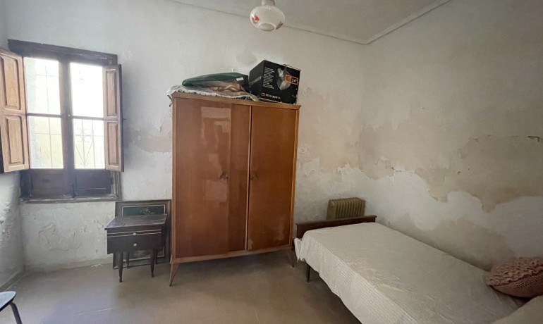 Sale - Finca Country Property -
Elche* - Elche