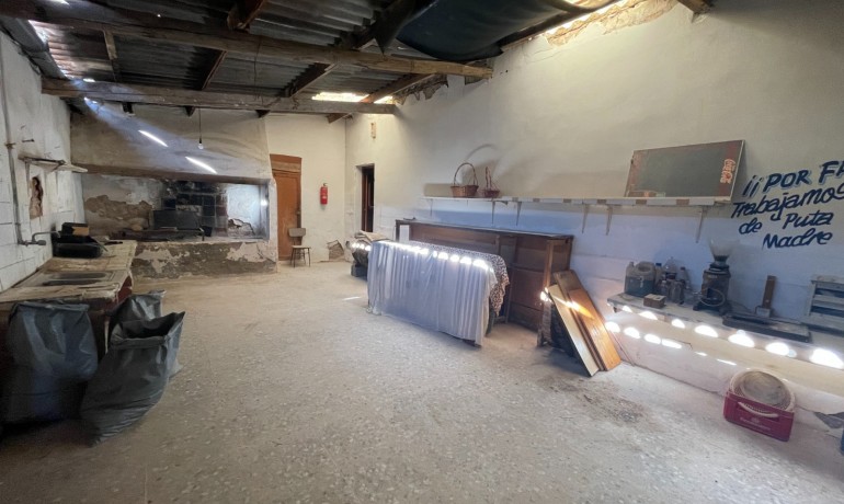 Sale - Finca Country Property -
Elche* - Elche