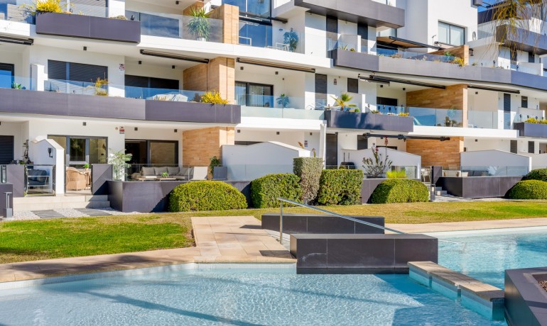 Sale - Apartment / Flat * -
Orihuela Costa* - Los Dolses*