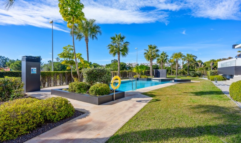 Sale - Apartment / Flat * -
Orihuela Costa* - Los Dolses*