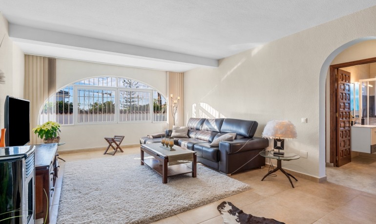 Herverkoop - Villa -
Cuidad Quesada* - Rojales