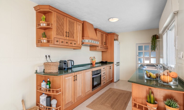 Herverkoop - Villa -
Cuidad Quesada* - Rojales