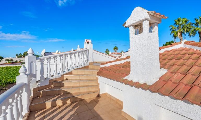 Herverkoop - Villa -
Cuidad Quesada* - Rojales