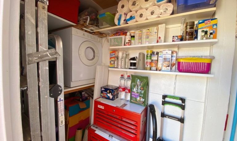 Herverkoop - Villa -
Cuidad Quesada* - Doña Pepa