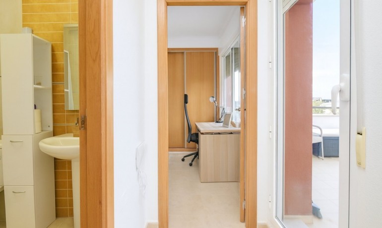 Herverkoop - Villa -
Algorfa - La Finca Golf Resort