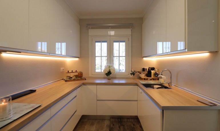 Herverkoop - Villa -
Orihuela Costa - Villamartin