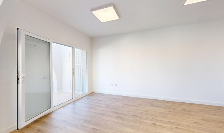 Herverkoop - Appartement / Flat -
San Miguel de Salinas* - BLUE LAGOON